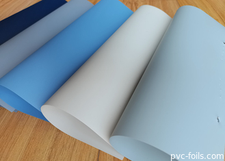 Blaue, supermatte, massivfarbige selbstklebende PVC-Folien für Heimdekorationen