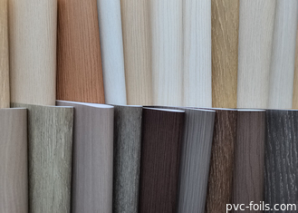 PVC-Dekorationsfilm mit supermattem Holzkorn für Profil- und WPC-Panelverpackungen
