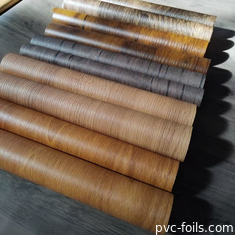 0.14mm PVC Dekorationslaminationsfilm Holztekstur Prägungsfilm Holzdesign für laminiertes Blatt