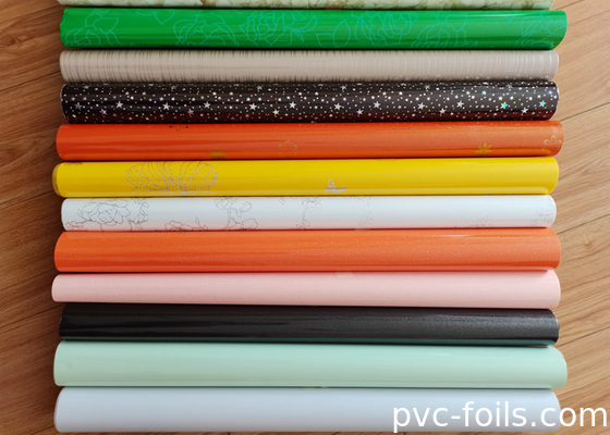 Hochglanzfarbiges Muster Selbstklebstoff-PVC-Filmrolle für Möbeldekoration