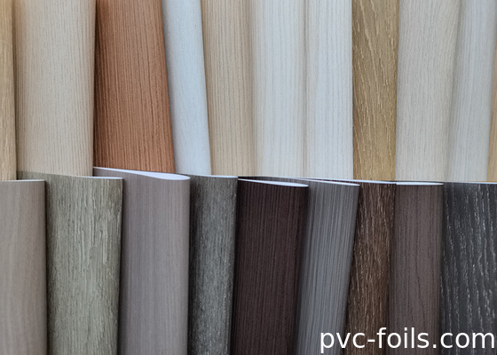 PVC-Dekorationsfilm mit supermattem Holzkorn für Profil- und WPC-Panelverpackungen