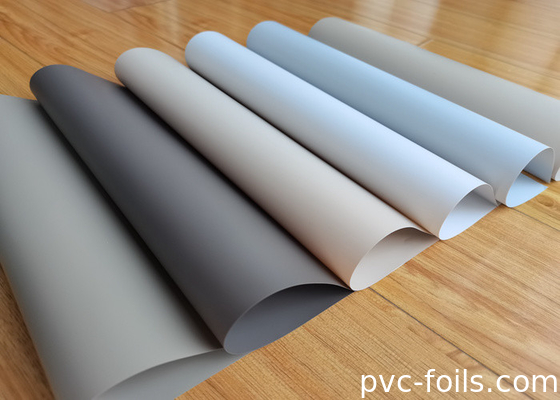 Gelbwertenbeständige PVC-Dekorationsfolie für die Profilverpackung von Fensterrollen