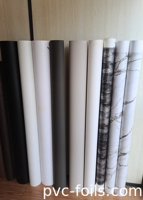 Weißmarmormatte PVC-Dekorationsfolie für Vakuumpresseanwendungen in Möbelplatten
