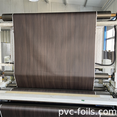 Dunkle Holzkornlaminate PVC-Folien Membran für MDF Schranktür Vakuumpresse
